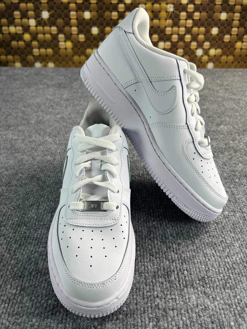 Nike Air Force 1 Low (GS) Triple White Style Size 6.5Y 7.5W